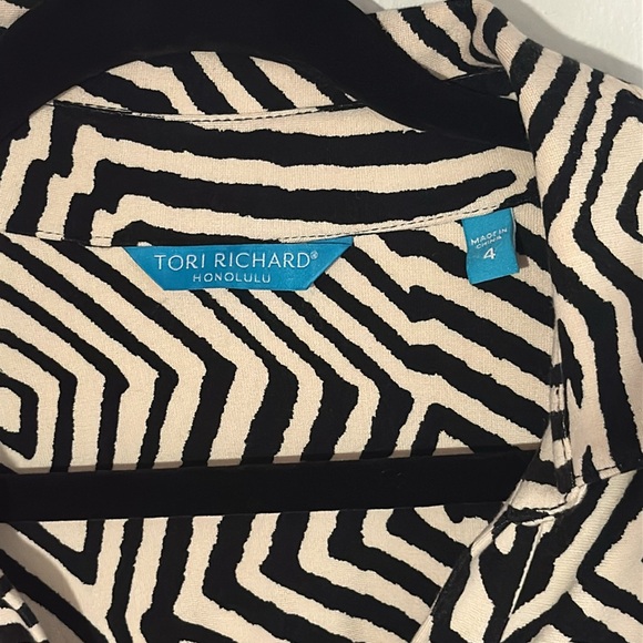 Tori Richard Zebra Print collared Dress. Size 4. NWOT - Picture 2 of 5